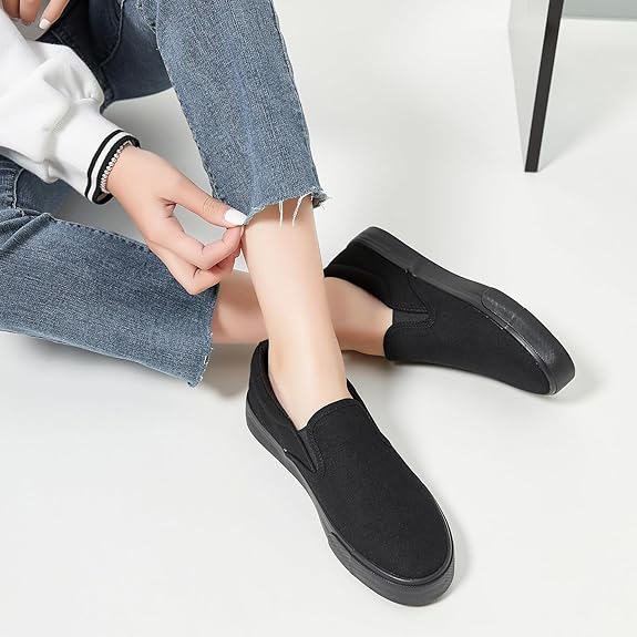 Women's Slip on Shoes Canvas Sneakers Loafers Non Slip Shoes Low Top Casual Shoes